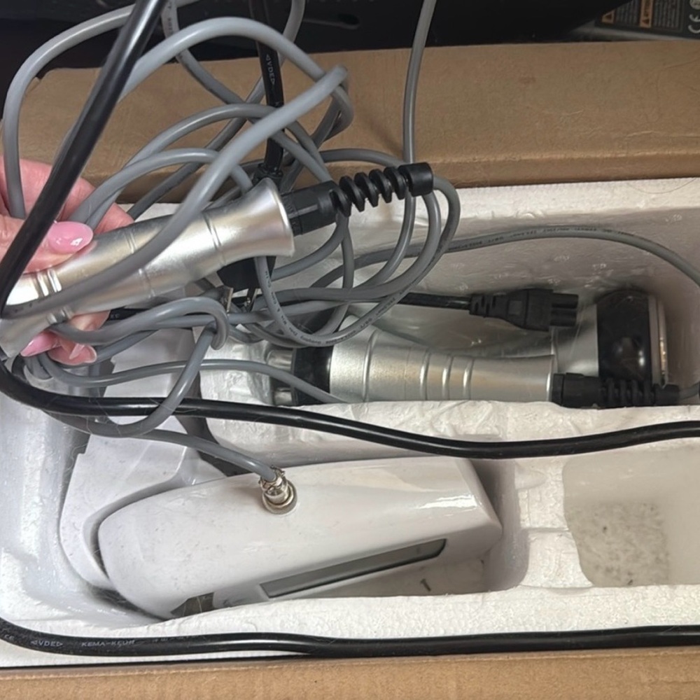 3in1 Body Sculpting Machine,Professional Radio Frequency Skin Tightening Device - Picture 5 of 12